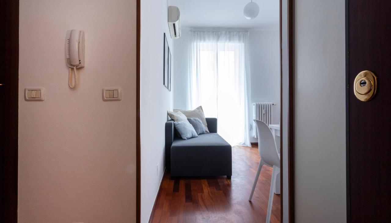 Italianway - Carlone 5 Appartement Milaan Buitenkant foto