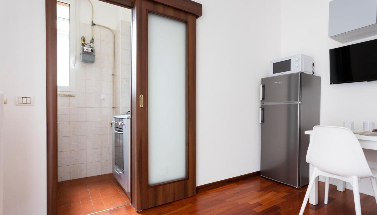 Italianway - Carlone 5 Appartement Milaan Buitenkant foto